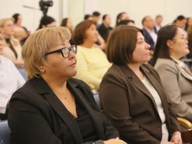 Айсен Николаев: «К 2030 году продолжительность жизни в Якутии должна превысить 80 лет»