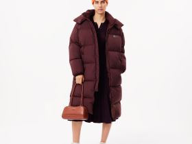 Женский длинный пуховик Lacoste с капюшоном