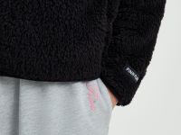 Меховая куртка с воротником-стойкой