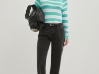 Джемпер в полоску свободного силуэта