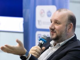 Секретарь СЖР Роман Серебряный провел серию семинаров в Якутске