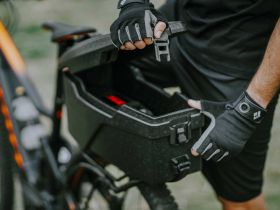 Жесткий бокс на багажник Topeak E-XPLORER TRUNKBOX TT9651 (черный)