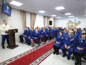 Глава Якутии поздравил работников прокуратуры с профессиональным праздником