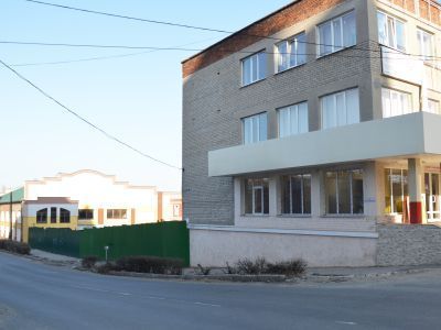 Памятный знак рабочим завода "Аттракцион", погибшим в годы Великой Отечественной войны