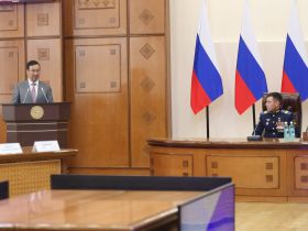 13-го Героя России из Якутии чествовали в Доме правительства