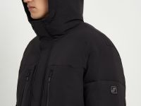 Утепленное полупальто с накладными карманами