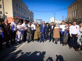 Глава Якутии принял участие в праздничных мероприятиях проекта «Проспект Победы»