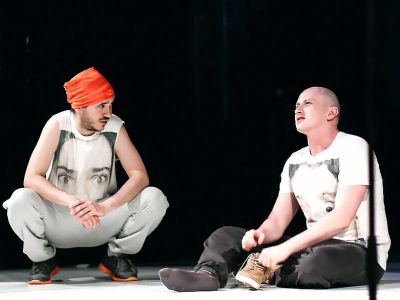 Билеты на Селфи (Дворец искусств Ленинградской области) / Театр | Афиша | ИнфоТаймс