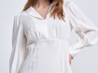 Платье приталенного силуэта