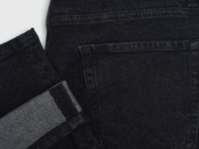 Узкие джинсы, Черный