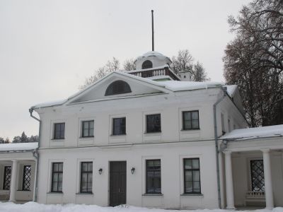 Флигель  восточный