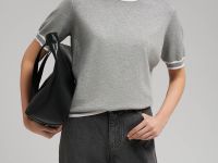 Легкий джемпер с короткими рукавами