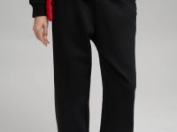 Брюки-джоггеры объемного кроя из футера