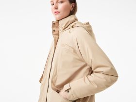 Женская парка Lacoste с капюшоном