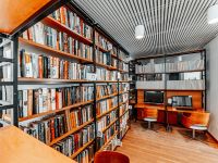 Библиотека № 166 им. 1 Мая