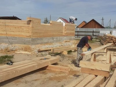 Для будущего дома семьи Моякуновых в Мархе построили первый этаж