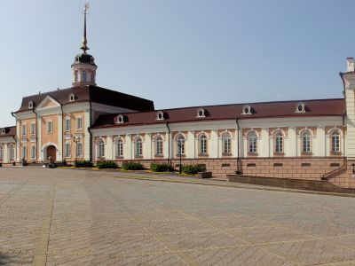 Главный (Восточный) корпус