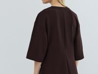 Футболка с брошью, Коричневый