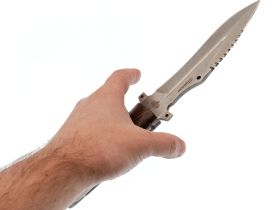 Туристический нож Витязь Тайпан B815-04K, сталь 95х18, рукоять древесина венге