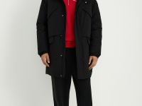 Пуховое пальто свободного силуэта с капюшоном