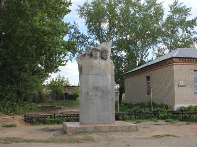 Монумент трудовой славы чебаркульцев
