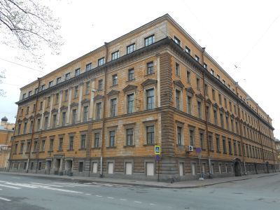 Корпус для прислуги