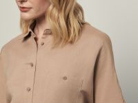 Платье с коротким рукавом и добавлением льна