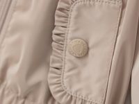 Ветровка для маленькой девочки