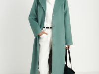 Пальто oversize силуэта с шерстью