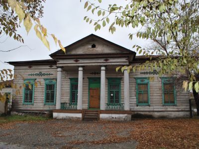 Дом, в котором с декабря 1917 года по февраль 1918 года размещался объединенный Совет рабочих, солдатских и крестьянских депутатов