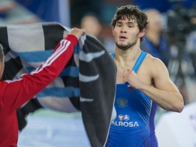 ФОТОРЕПОРТАЖ. Яркие моменты предварительных схваток на турнире Коркина