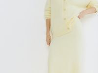 Кардиган из пушистой пряжи на пуговицах, Желтый