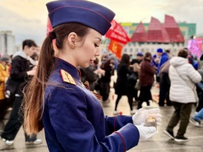 Молодые следователи приняли участие в акции «Свеча памяти»