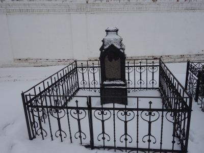 Могила Полонского Якова Пестровича, поэта (1819 - 1898)