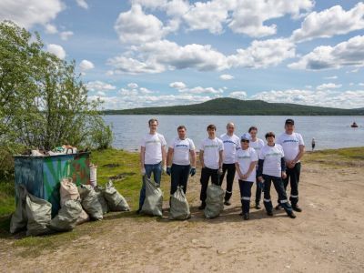 Энергетики Нерюнгринской ГРЭС очистили берег водохранилища