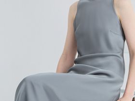 Сатиновое платье с американской проймой, Серый