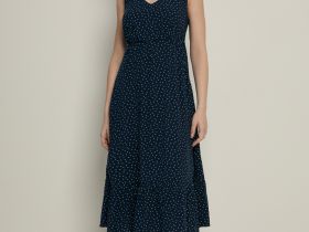 Сарафан миди приталенного силуэта с принтом в горошек
