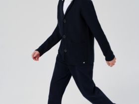 Кардиган трикотажный для мальчиков