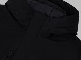 Утепленная куртка с капюшоном