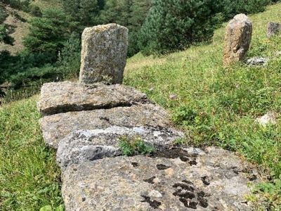 Стела № 12 раннемусульманского кладбища № 1 архитектурного комплекса "Мусийкъонгийкоте"