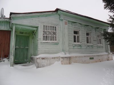 Дом, где родился и жил Герой Социалистического Труда, заслуженный деятель науки, профессор, основатель советского телевидения тов. Шмаков П.В.