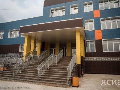 В Якутске эвакуировали учеников и сотрудников Арктической школы