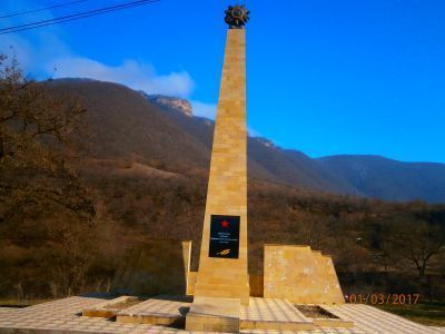 Памятник воинам, погибшим в  Великой Отечественной войне