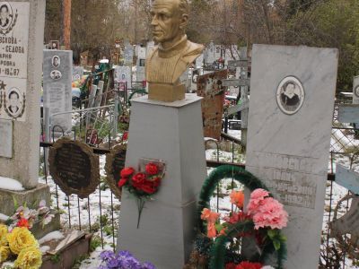 Надгробие на могиле В.С. Блиновского