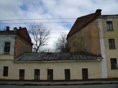 Жилой дом с лавкой Ливенцева