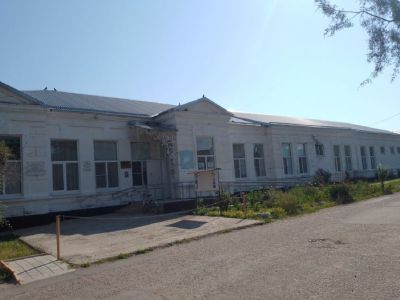 Здание школы, где работал учителем член ВЦИК РСФСР, начальник штаба 11-й Северо-Кавказской Красной Армии С.Д. Одарюк