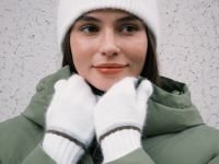 Варежки с добавлением ангоры и шерсти