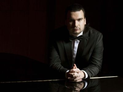 Билеты на Моцарт. Фортепианные концерты. Вечер IV (Мариинский-2) / Концерт | Афиша | ИнфоТаймс