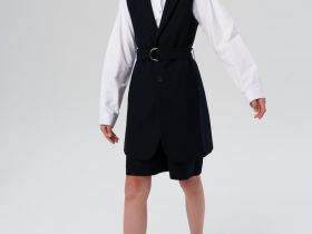 Комплект для девочки: жилет, шорты