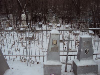 Братская могила воинов Советской Армии, погибших в период Отечественной войны 1941-1945 г.г. (93 могилы)